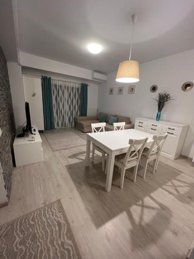 Eqinox Apartments Нэводари Экстерьер фото